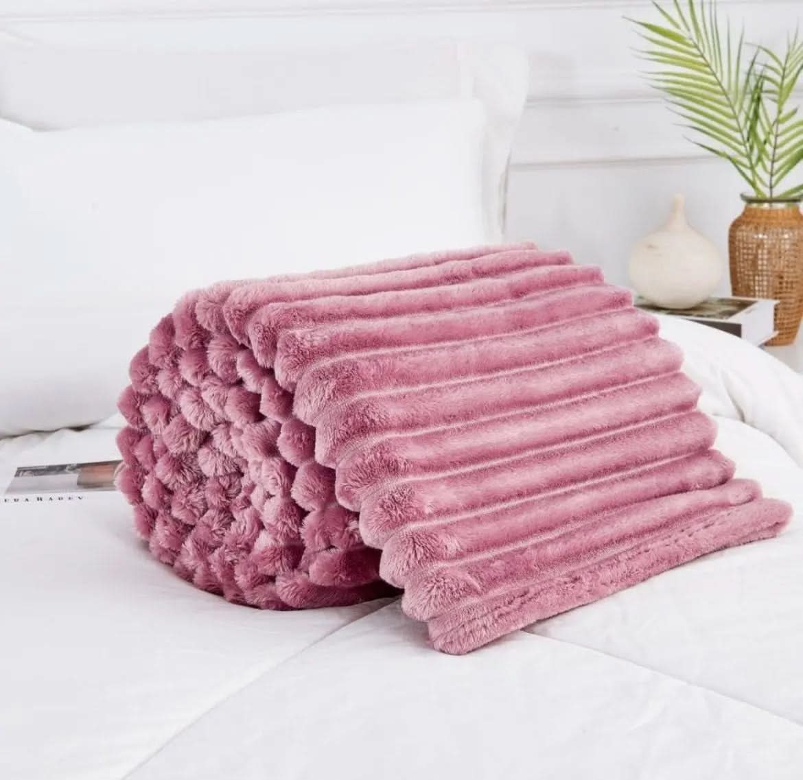Luxury Chunky Ribbed Cord Throw Blanket – Soft, Warm & Stylish - Victoria Cart