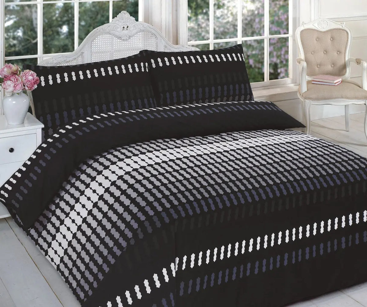Luxury Reversible  Printed Duevt Quilt with matching Pillowcases Set, 100% Polly-Cotton, All UK bedding Sizes.