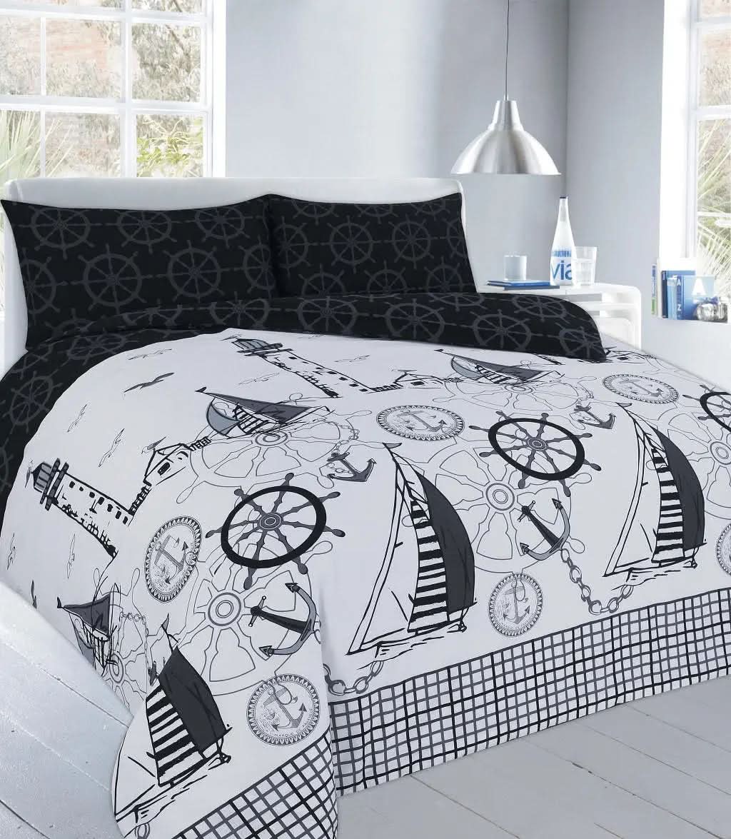 Nautical boats duvet cover set - Explore maritime beauty with our nautical-themed reversible duvet cover set for an ocean-inspired bedroom.