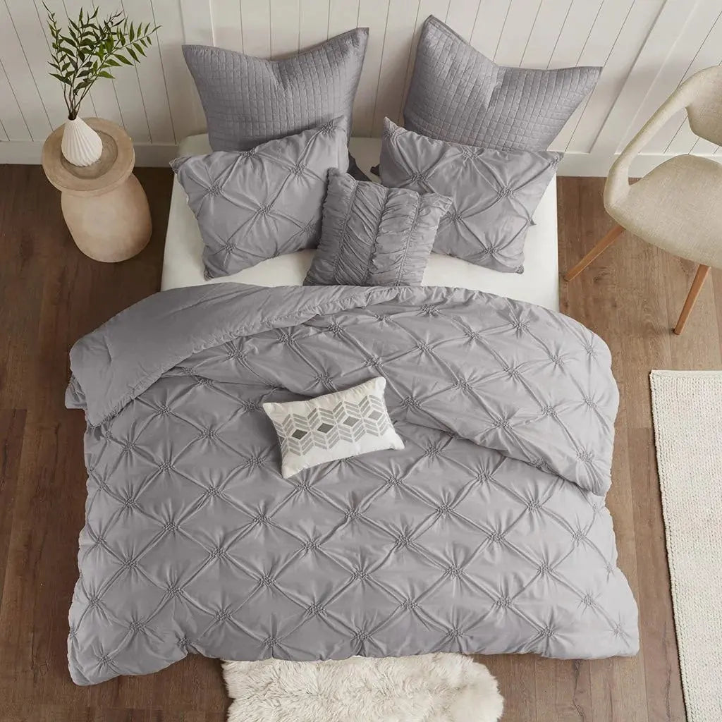 Pintuck Duvet Cover 100% Egyptian Cotton Single Double King Super King Size, Duvet with matching Pillowcases.