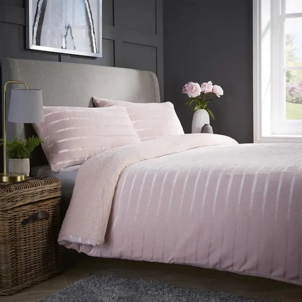 Stripe Reversible Teddy Duvet Set.