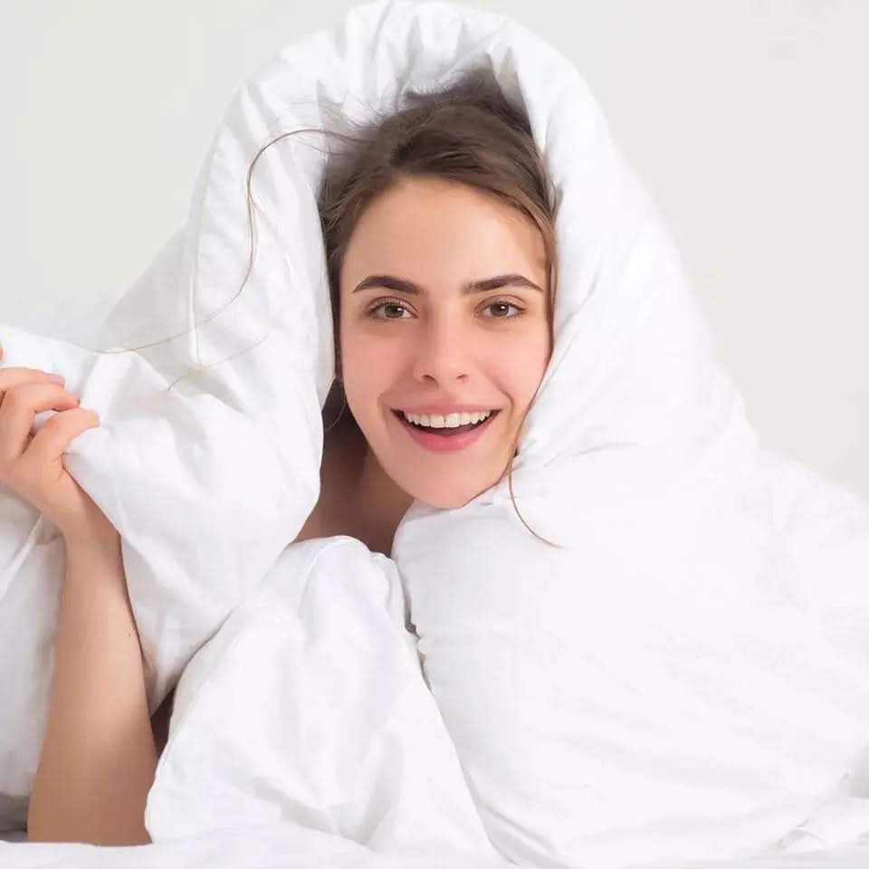 UK Made Lightweight Anti-Allergy Summer Duvet - 4.5, 10.5, 13.5, 15.0 Tog Hollowfibre Quilt.